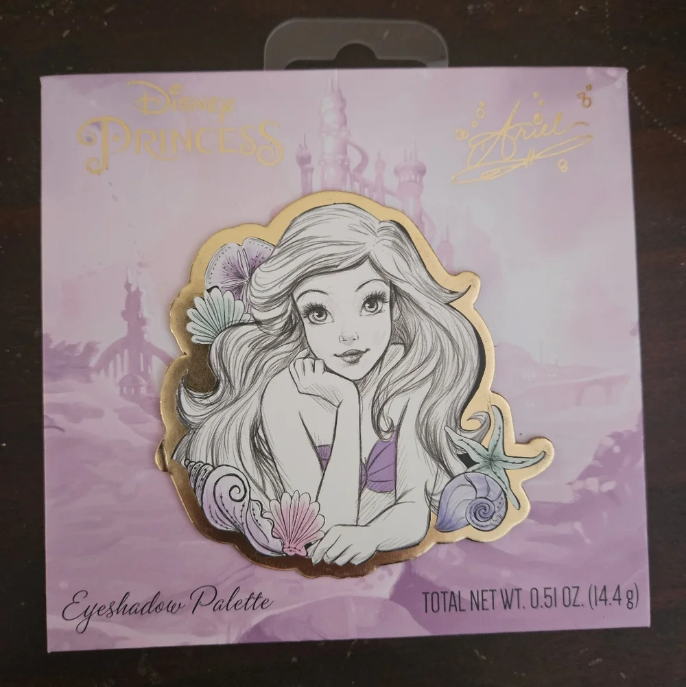 New Disney Princess - The Little Mermaid ARIEL - 12 Color Eyeshadow Palette. New